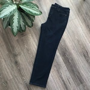 HOST Pick!!Talbots Simply Flattering 5 Pocket Jean